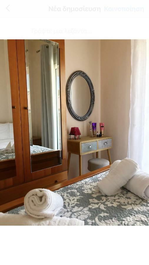 Elegant Apartment Near The Beach Néa Péramos Dış mekan fotoğraf